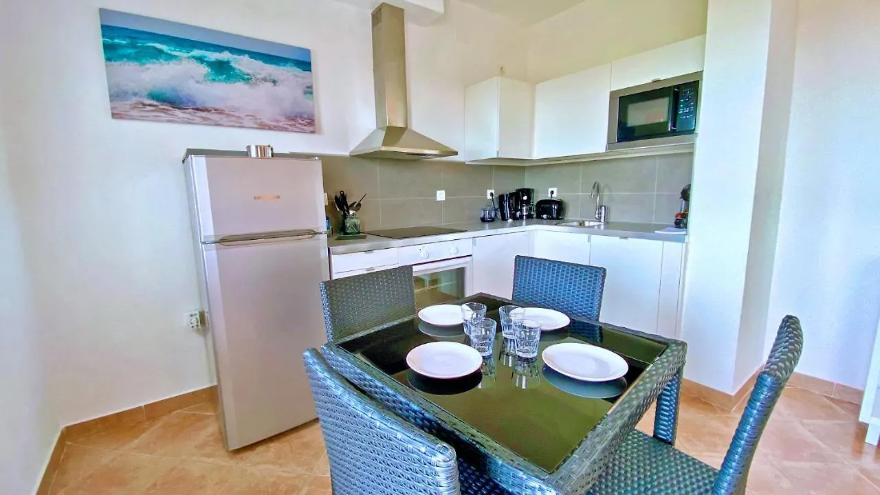 Pakostane - Vrgada -Appartement 50 M2 Avec Piscine 0*,